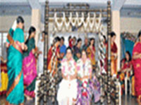 Oonjal – Swing